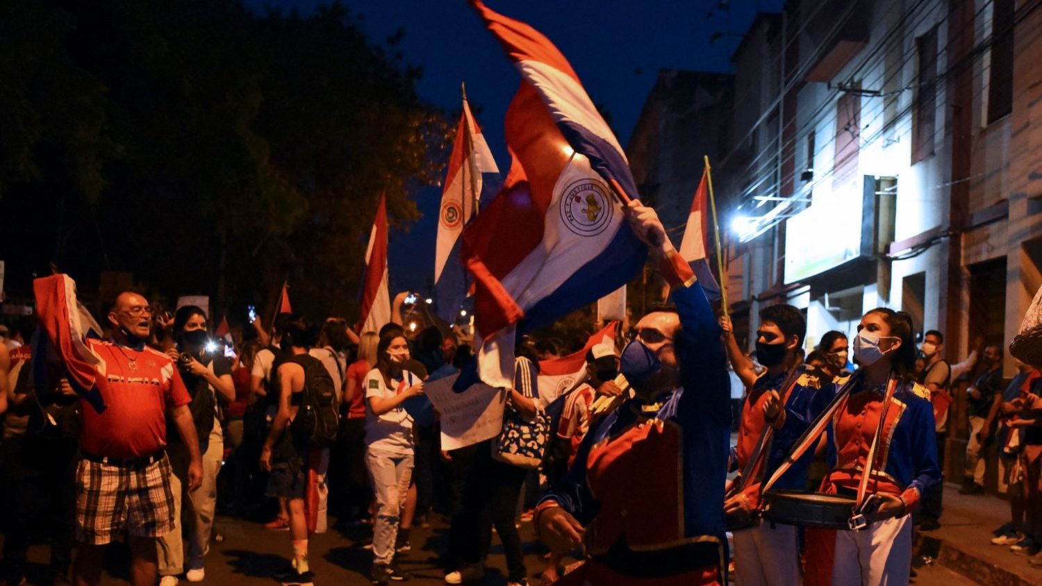 Machafuko ya Kisiasa Paraguay! Masikitiko ya Papa Francisko!