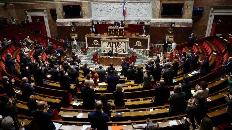 En France, l'Assemblée nationale ouvre le débat sur l'euthanasie, jeudi 8 avril 2021.  