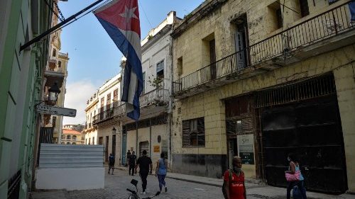 Kuba: Erzbischof besucht hungerstreikende Dissidenten