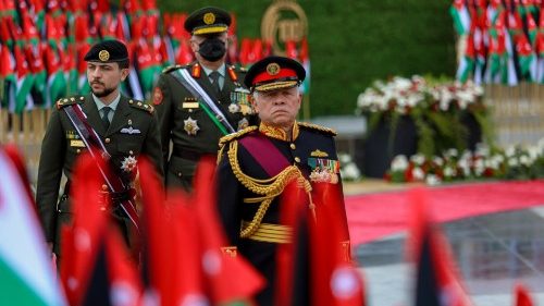 Patriarca Pizzaballa felicita rei Abdullah II pelos 100 anos do Reino da Jordânia