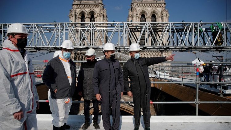 Công trình tu sửa Nhà thở Đức Bà Paris