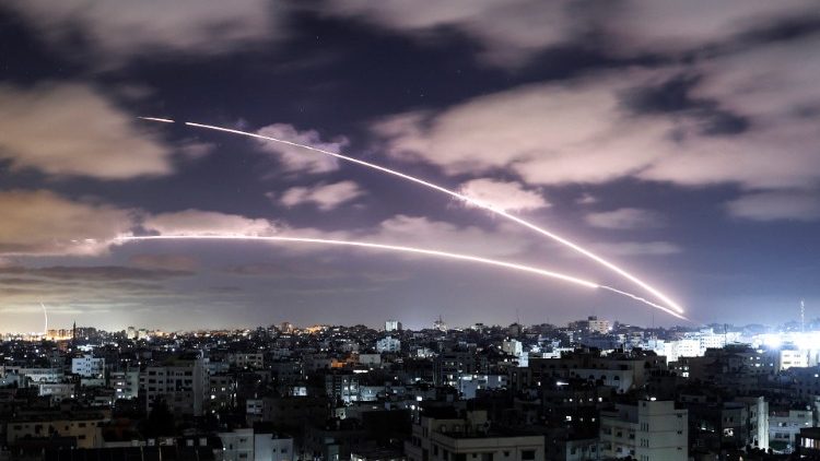 Rakietowy ostrzał Izraela z Gazy