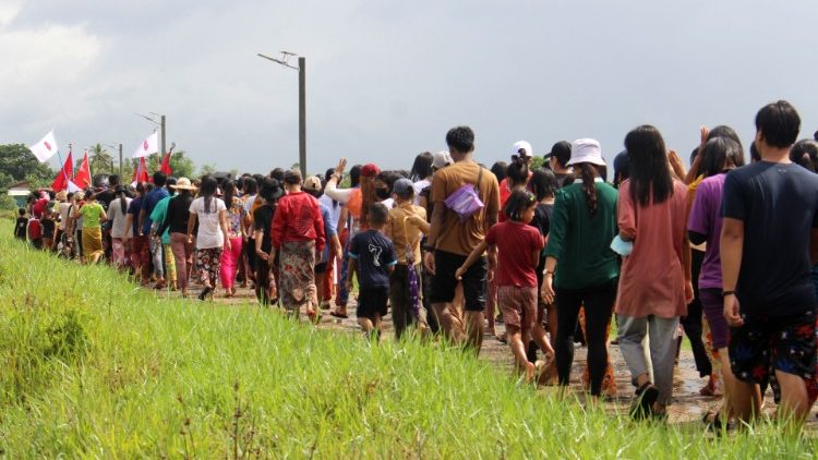 Manifestation près de Dawei, en Birmanie, le 24 mai 2021.