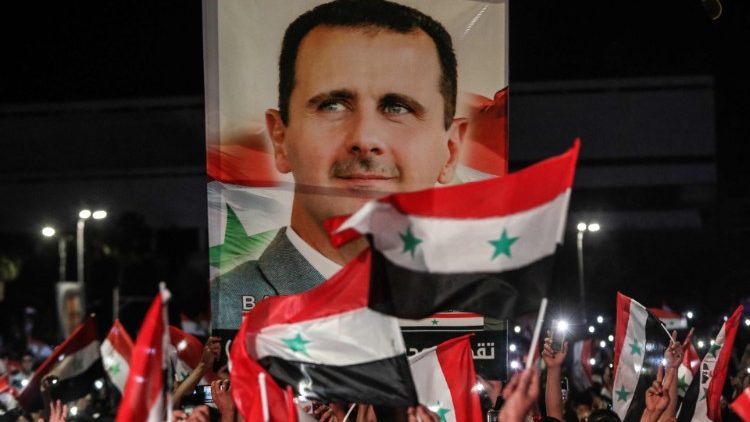 Сирийци празнуват по улиците на Дамаск избора на Башар Асад. 28.05.2021