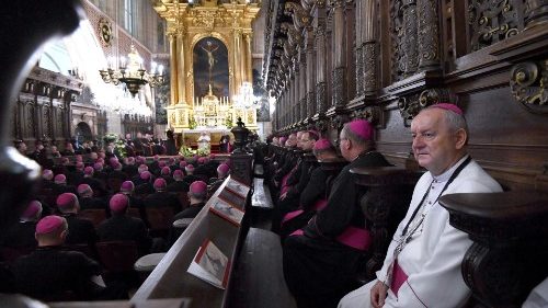 Vatikan: Polnische Bischöfe ab Montag beim Papst