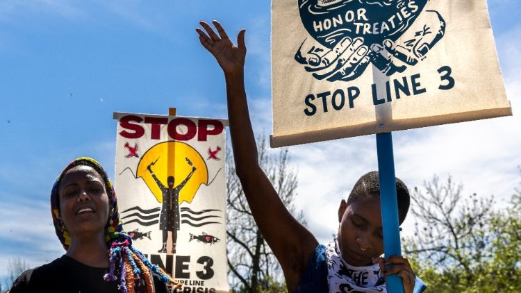 Klimaaktivisten in Minnesota protestieren gegen eine neue Route für Pipelines