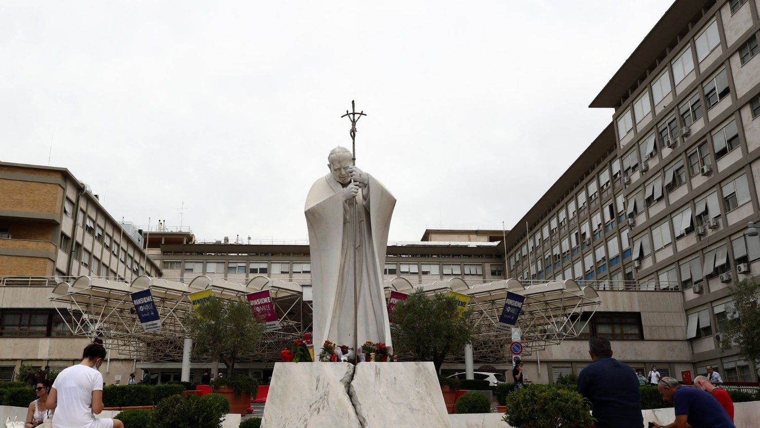 Papin oporavak protječe normalno; angelus u nedjelju iz poliklinike gemelli - vatican news