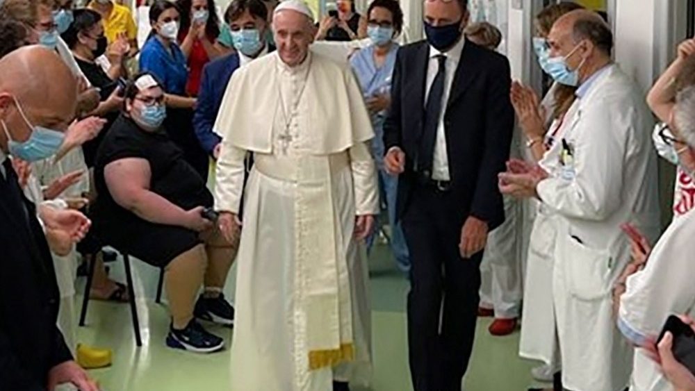 ITALY-VATICAN-POPE-RELIGION-HEALTH