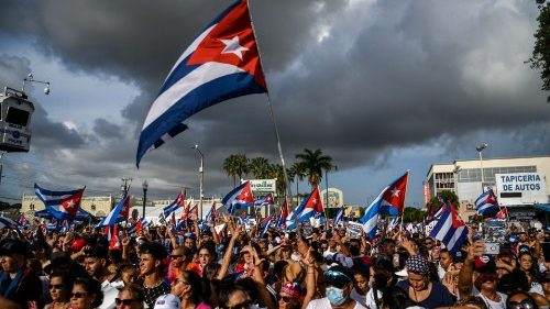 Cuba protests: Authorities ease customs restrictions on food, medicine 