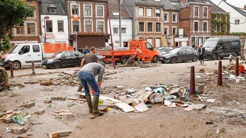 Flut in Belgien: „Menschen beim Wiederaufbau nicht im Stich lassen“ 