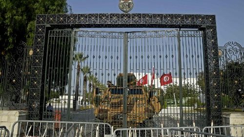 Tunisia, Antoniazzi: al Paese serve speranza, Dio non ci abbandona