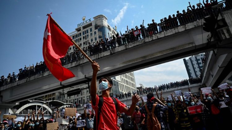 Archivbild: Proteste in Myanmar vom vergangenen Februar