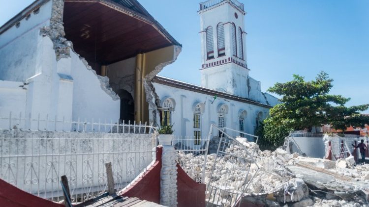 Հայիթիի մէջ երկրաշարժէն կործանուած եկեղեցի մը