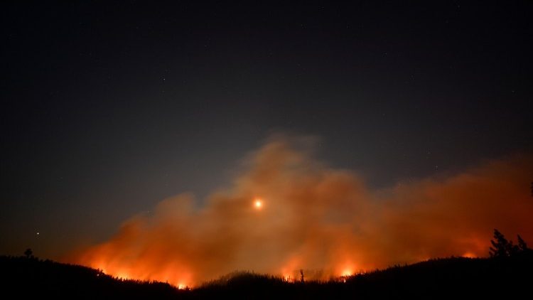 L'incendie géant Dixie Fire, en cours en Californie. 