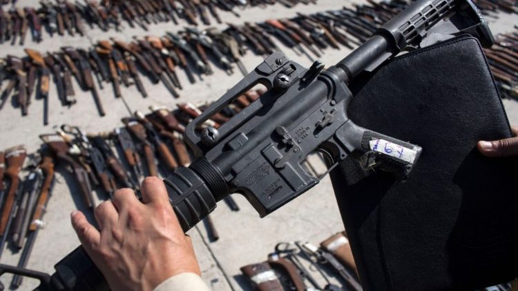 Des armes lors d'une saisie d'un cartel dans l'Etat de Morelos, au Mexique. Image d'illustration. 