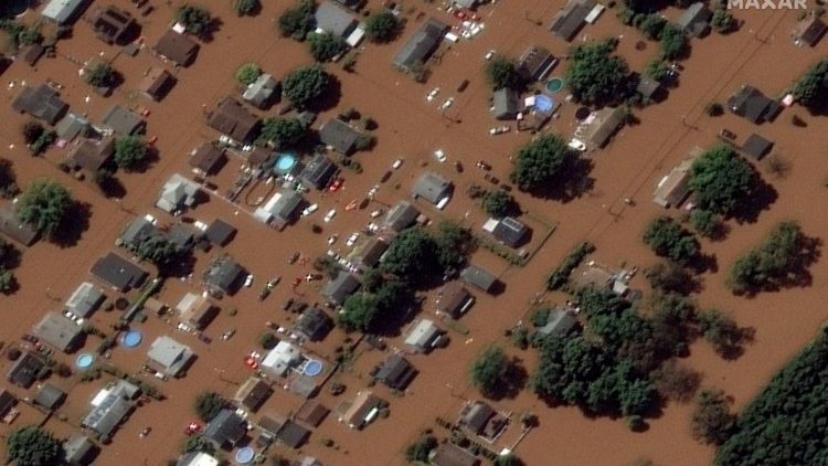 An aerial vie of flooded homes in Manville, New Jersey, US, after record-breaking rainfall brought by the remnants of hurricane Ida. 