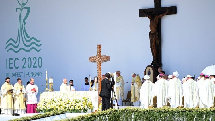 ĐTC chủ tế Thánh lễ kết thúc Đại hội Thánh Thể lần thứ 52 tại Budapest