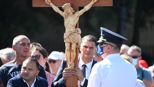 Le Pape évoque son voyage en Hongrie et les «vents glacés de la guerre»