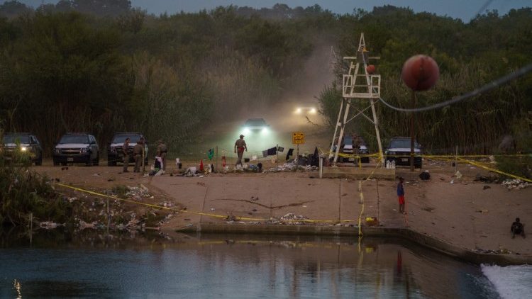 Las tropas estatales de Texas bloquean el acceso a una presa en el Río Grande 