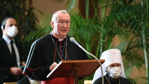 Кардинал Паролин возглавит делегацию Ватикана на COP-26