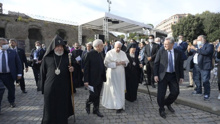 Pope Francis, Marco Impagliazzo, Religious Leaders at Sant'Egidio Meeting for Peace