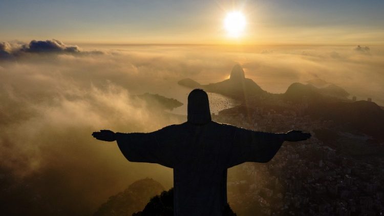 Krist Otkupitelj iznad Rija de Janeira