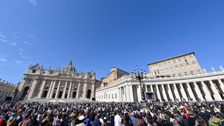 教皇フランシスコによる2021年10月17日のお告げの祈り　バチカン・聖ペトロ広場
