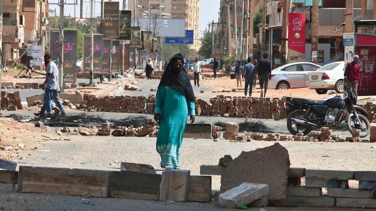 Barricades à Khartoum, la capitale soudanaise, le 27 octobre 2021.