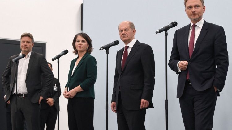 Ampel-Koalitionäre in spe: Die Grünen-Vorsitzenden Habeck und Baerbock, SPD-Kanzlerkandidat Scholz und FDP-Vorsitzender Lindner