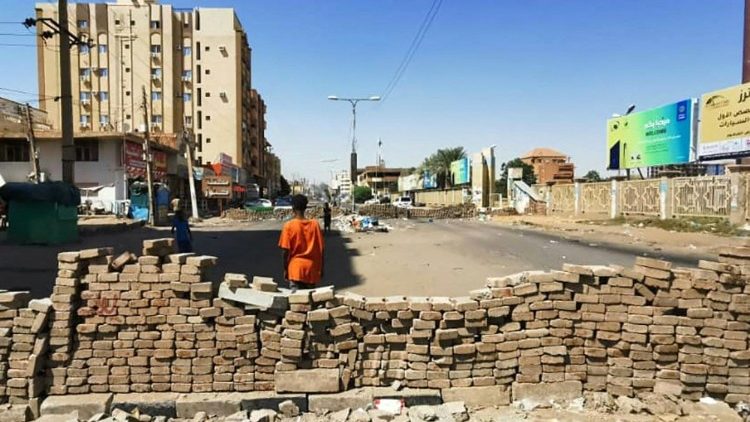 Barricades à Khartoum, la capitale soudanaise, le 7 novembre 2021. 