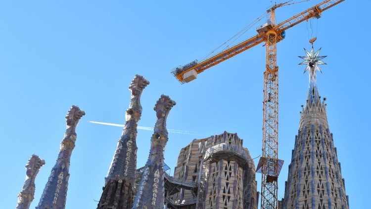 A giant star hoisted atop the Mother of God Tower of the Sagrada Familia Basilica of Barcelona.