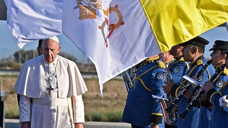 Pope Francis arrives in Cyprus