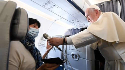Papst an Medien: Gerechtigkeit, Menschlichkeit und Geschwisterlichkeit fördern