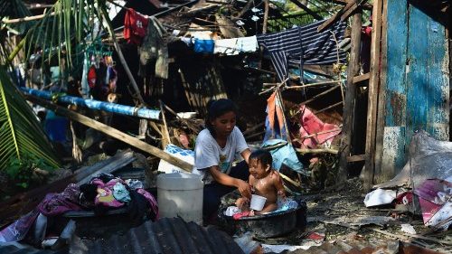 Filipíny budú sláviť Vianoce solidaritou s obeťami tajfúnu