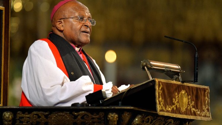 Una bella immagine dell'arcivescovo Desmond Tutu