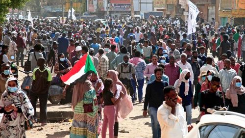 Sudan: ancora vittime tra i manifestanti. L'Onu invita alla mediazione  