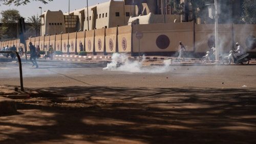 Violenze in Burkina Faso, il governo nega un colpo di Stato