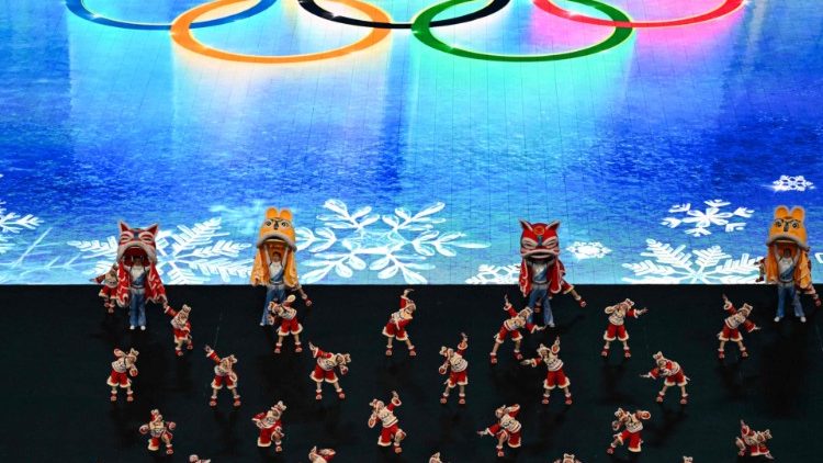 Michezo ya Olimpiki ya Majira ya Baridi ya Beijing 2022 imefunguliwa rasmi tarehe 4 Februari hadi tarehe 13 Machi 2022.