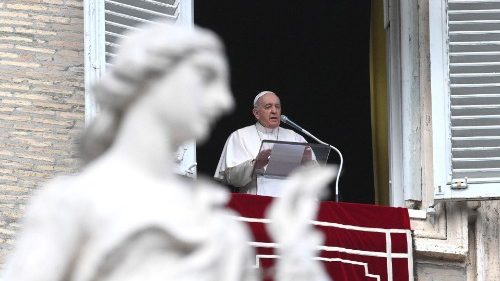 Papež Frančišek: Gospod nas vabi, da očistimo svoj pogled in svoje govorjenje