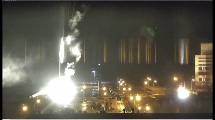 Fire at Ukrainian nuclear plant after Russian shelling