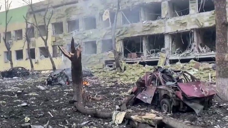 Hôpital pédiatrique de Marioupol en Ukraine,  bombardé par l'armée russe