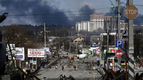 Ucraina, Parolin: è una guerra crudele, va fermata col negoziato