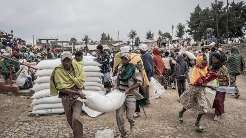 Carestia devido à guerra pode matar milhões na Etiópia. Apelo urgente por ajuda
