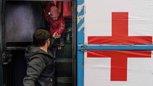 Crisi ucraina, gli aiuti della Croce Rossa in partenza da Roma
