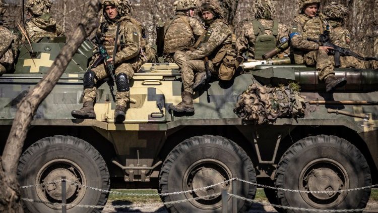 Ukrainian soldiers in the city of Severodonetsk, Donbass