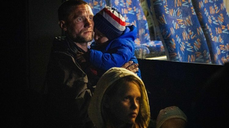 Família de refugiados ucranianos