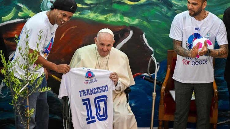 El Papa y figuras del deporte
