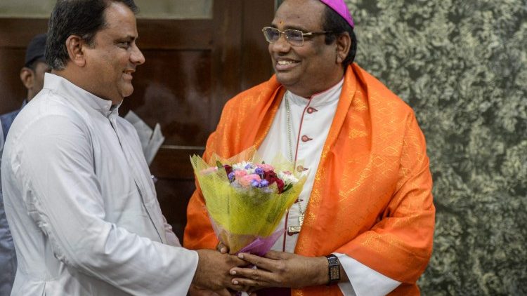 Katolicy w Indiach świętują pierwszego kardynała dalitę