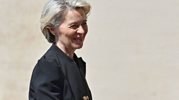 Ursula von der Leyen war mehrfach zu Gesprächen auch bei Papst Franziskus im Vatikan, zuletzt am 10. Juni 2022 