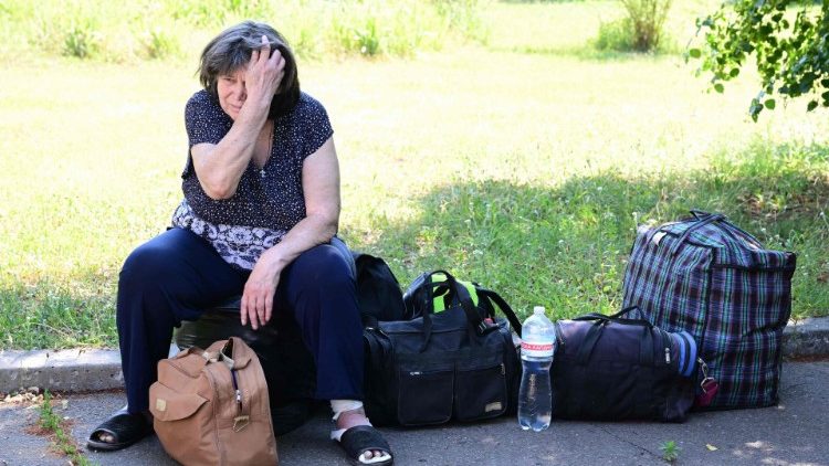 Ukrainian woman awaiting evacuation from Sloviansk to Dnipro 